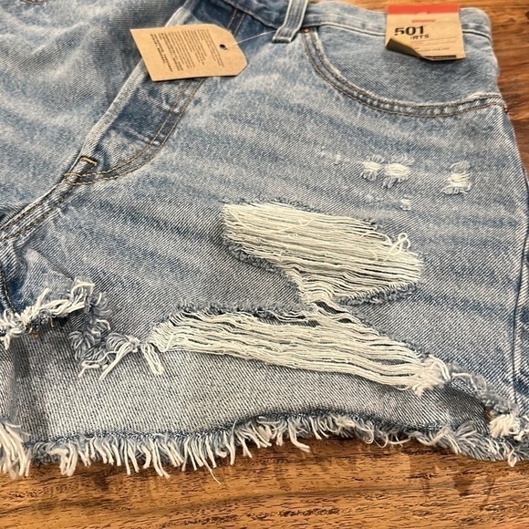 Levi’s 501 Distressed Denim Shorts 31 - Picture 4 of 12